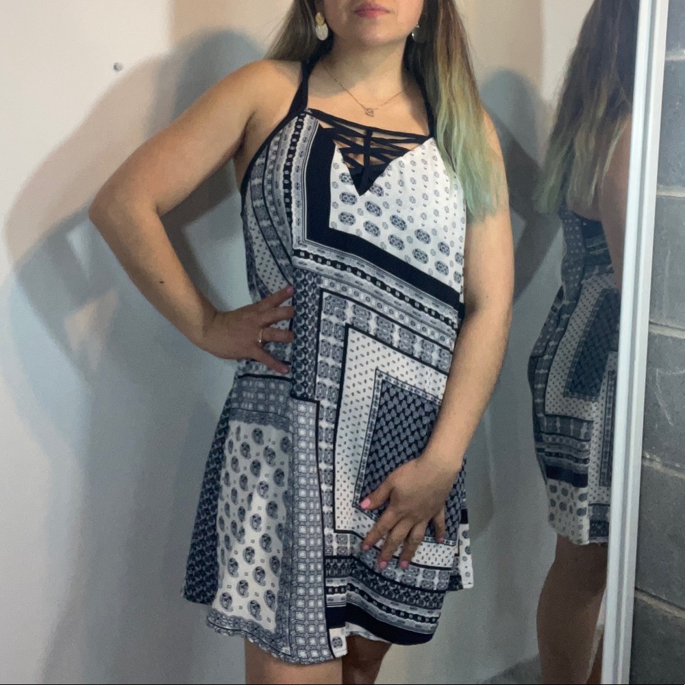 JEALOUS TOMATE DRESS COLOR BLUE/WHITE SIZE L - Picture 6 of 13